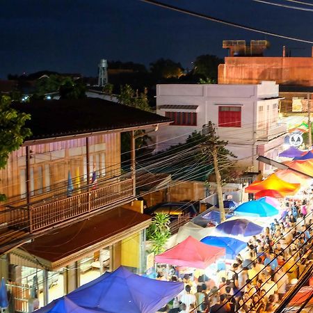 Thai Time Hostel Chiang Mai Buitenkant foto