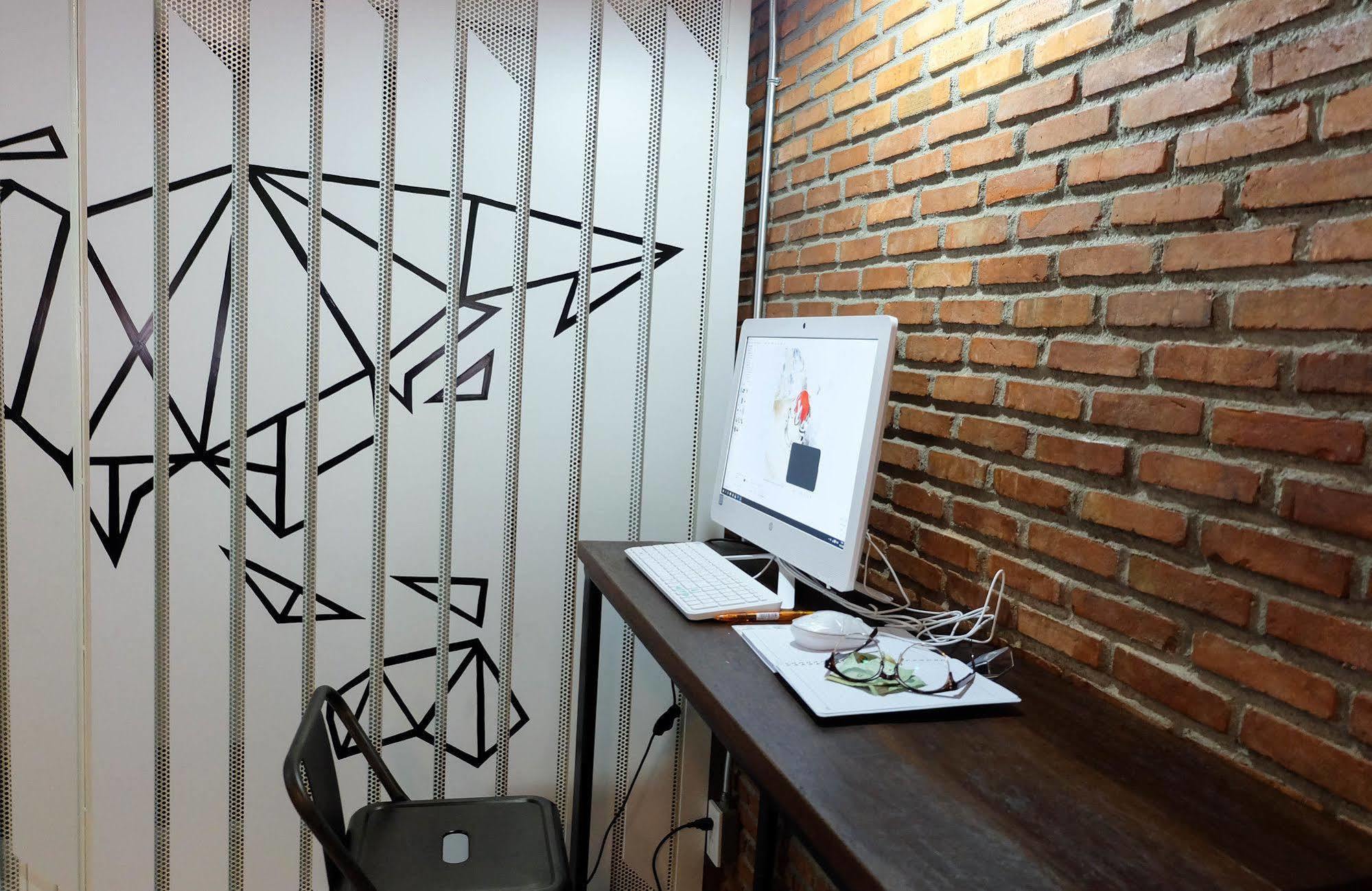 Thai Time Hostel Chiang Mai Buitenkant foto